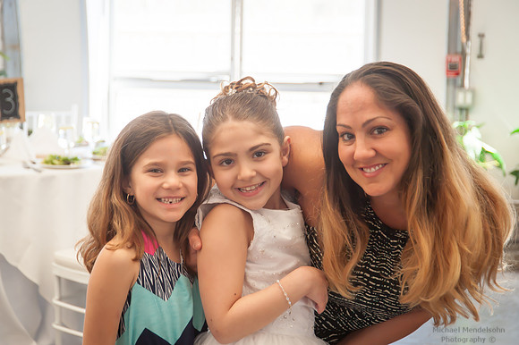 Cate Aniano Communion (121 of 220).jpg