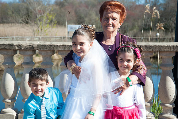 Cate Aniano Communion (201 of 220).jpg
