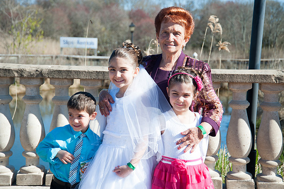 Cate Aniano Communion (193 of 220).jpg