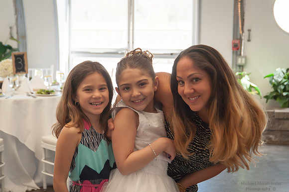 Cate Aniano Communion (120 of 220).jpg